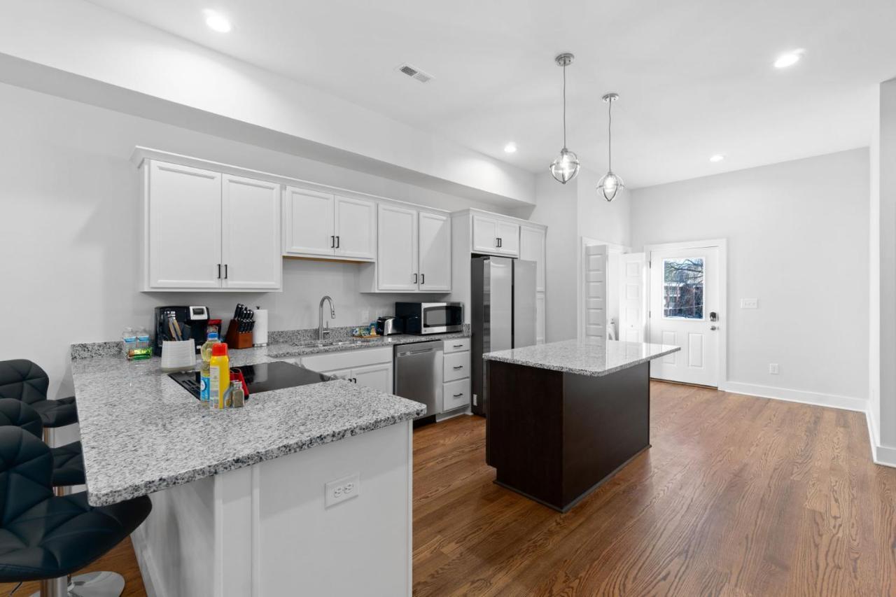 Вилла Rebecca'S Downtown Luxury Living Кларксвилл Экстерьер фото